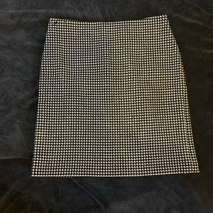 J. McLaughlin Houndstooth Skirt Size 10